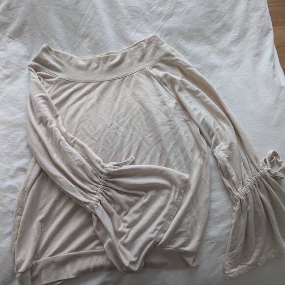 Off the shoulder sweatshirt American Eagle - Picture 2 of 2